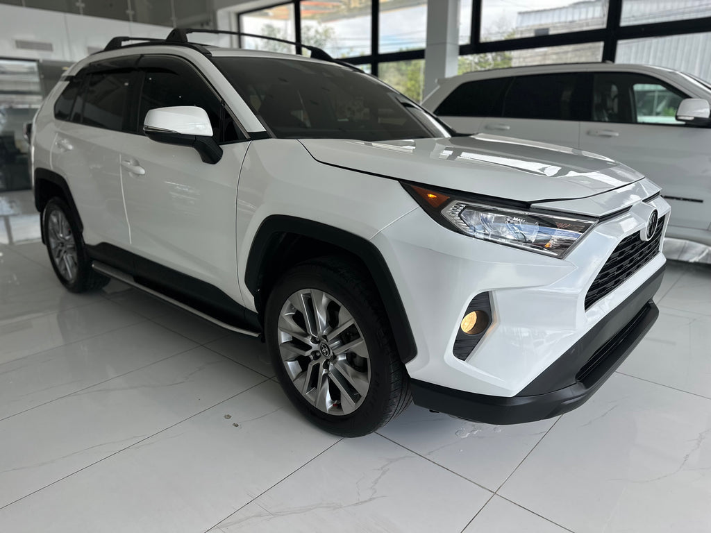 TOYOTA RAV4 XLE 2020