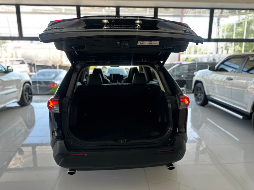 TOYOTA RAV4 XLE PREMIUM 2019