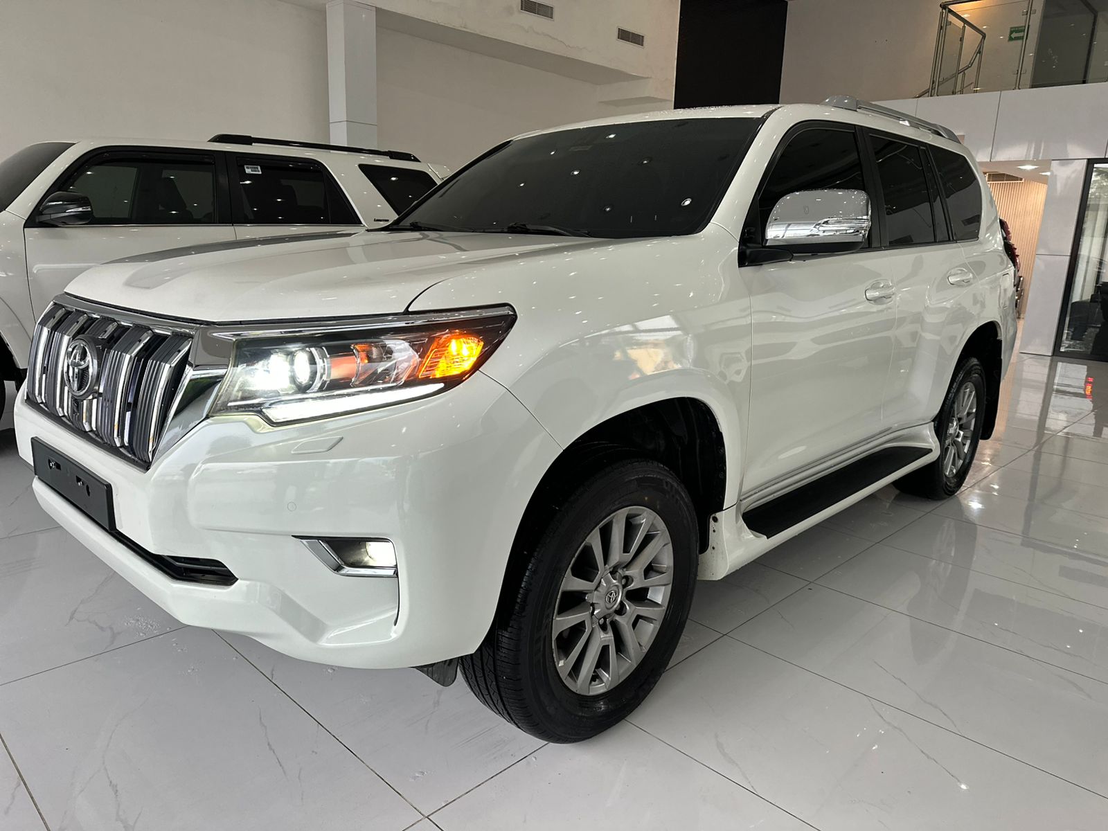 Toyota Prado VXL 2020