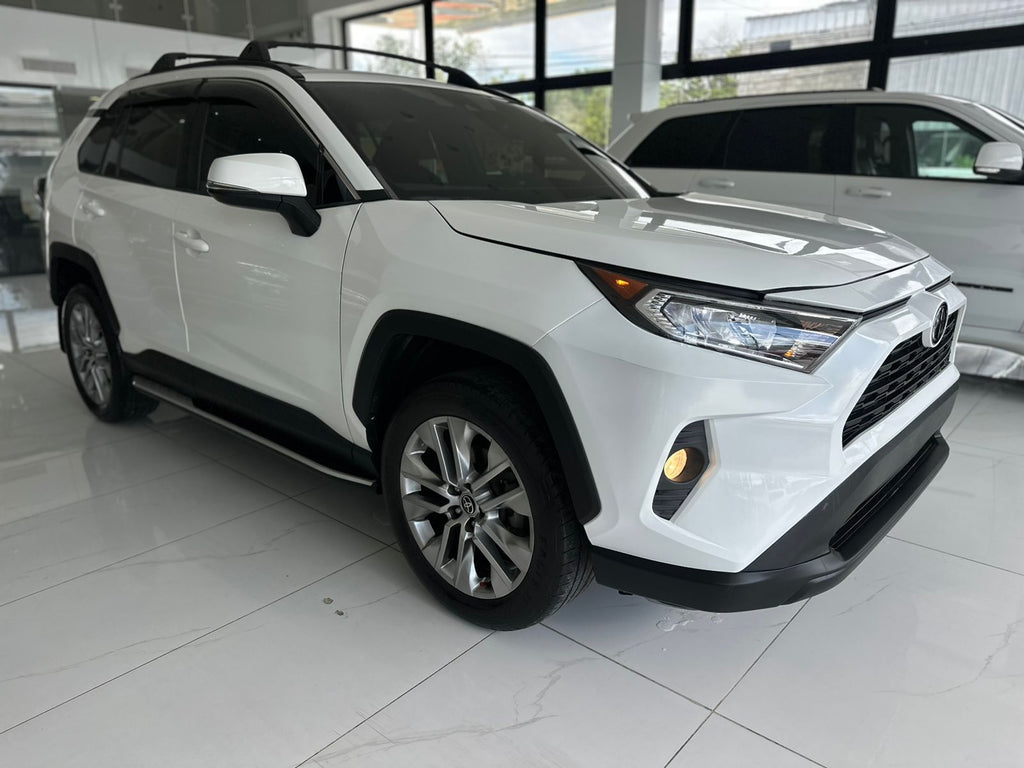 Toyota Rav4 XLE 2020