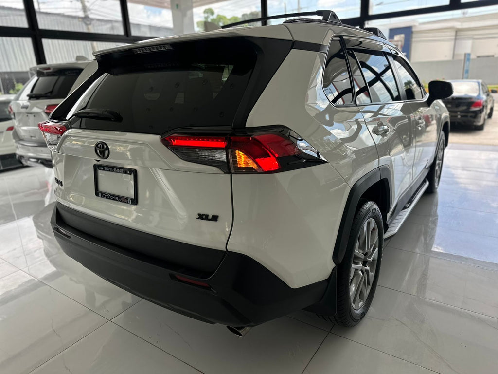 Toyota Rav4 XLE 2020