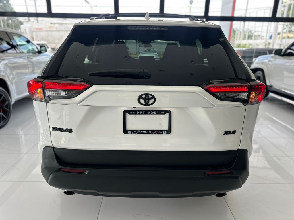 Toyota Rav4 XLE 2020