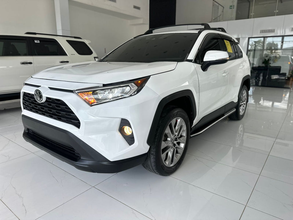 Toyota Rav4 XLE 2020